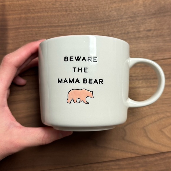BEWARE THE MAMA BEAR CERAMIC 16OZ MUG GOOD CONDITION USED - Picture 5 of 9